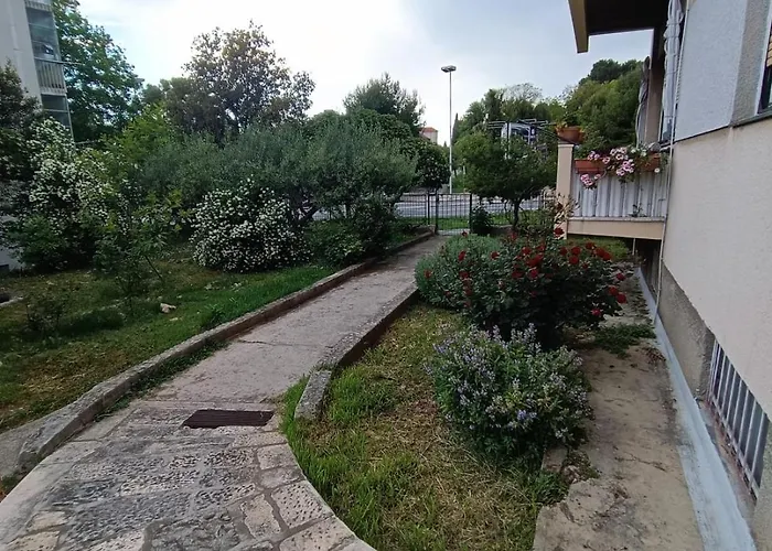 Kike 아파트 스플리트